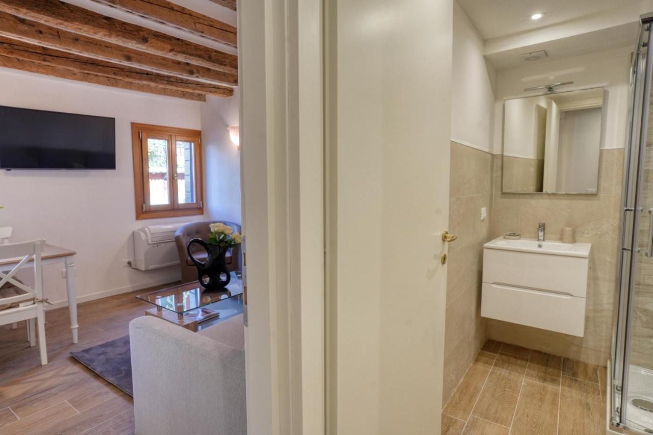 Ecco Suites Apartments Venice Exterior photo