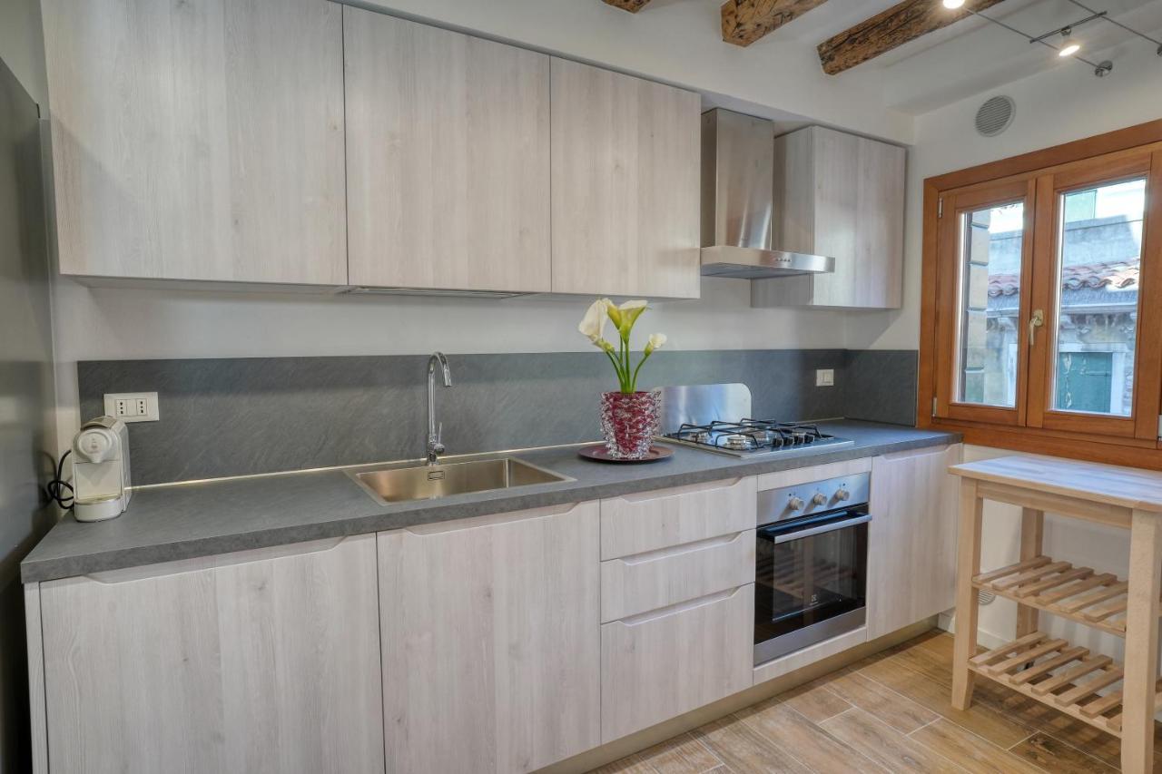 Ecco Suites Apartments Venice Exterior photo