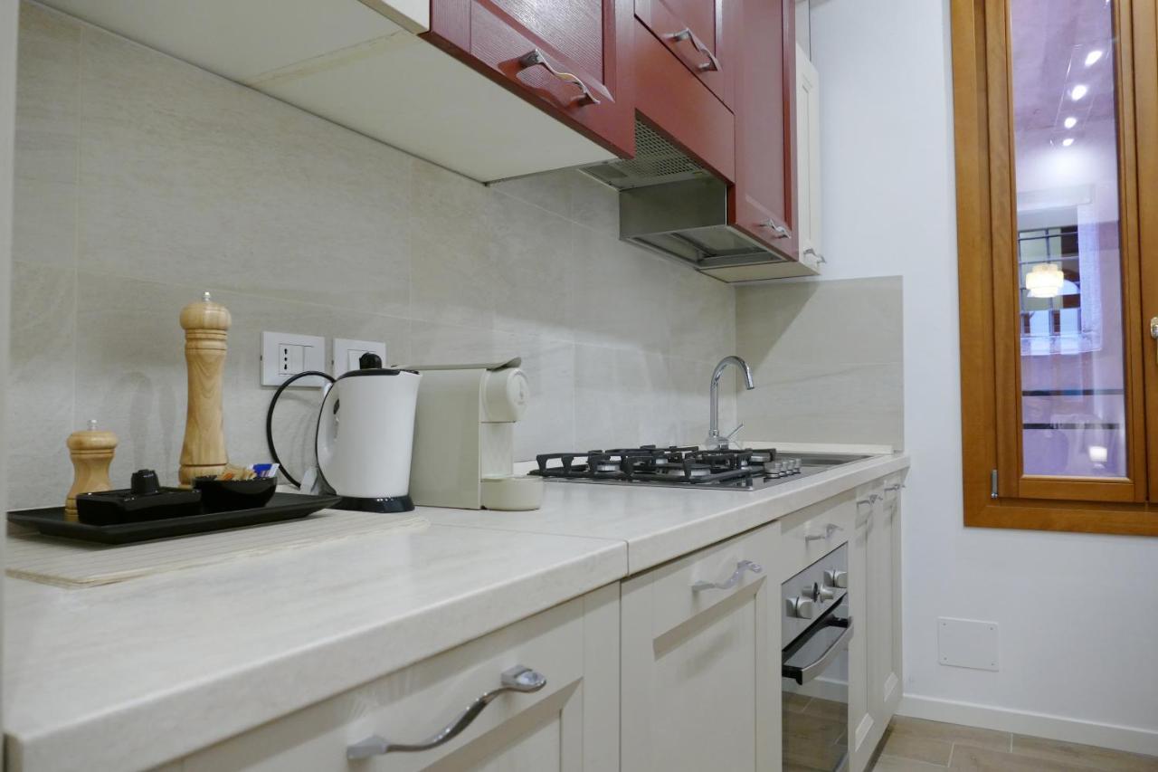 Ecco Suites Apartments Venice Exterior photo
