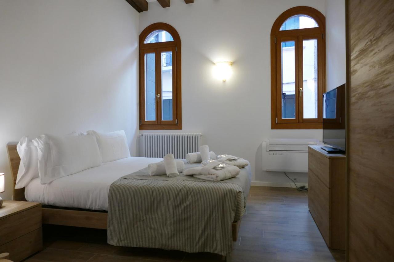 Ecco Suites Apartments Venice Exterior photo